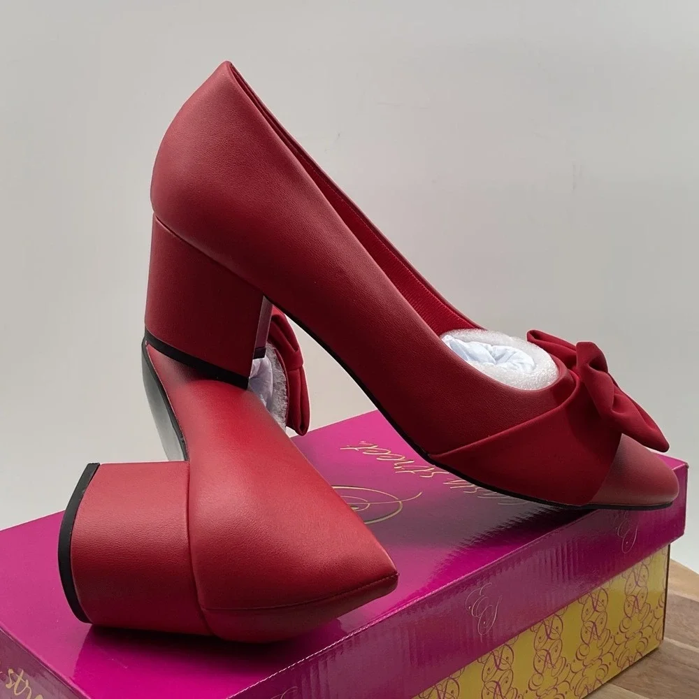 easy street elegant pointed